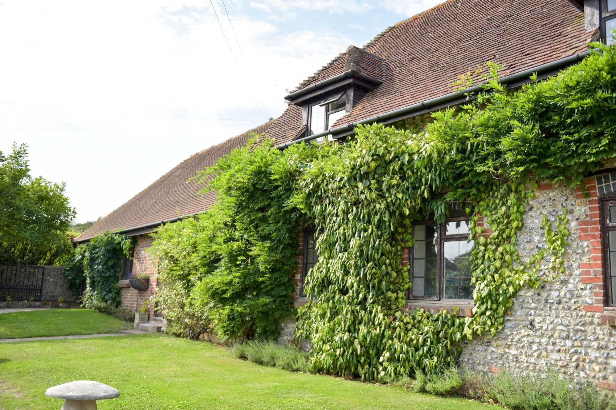 Old Selden Farm B&B Clapham  Exterior foto